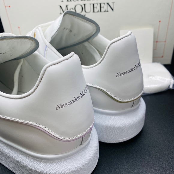 Alexander McQueen Women’s Oversized Leather Sneakers Size 9.5 NWB AUTHENTIC - Picture 5 of 10